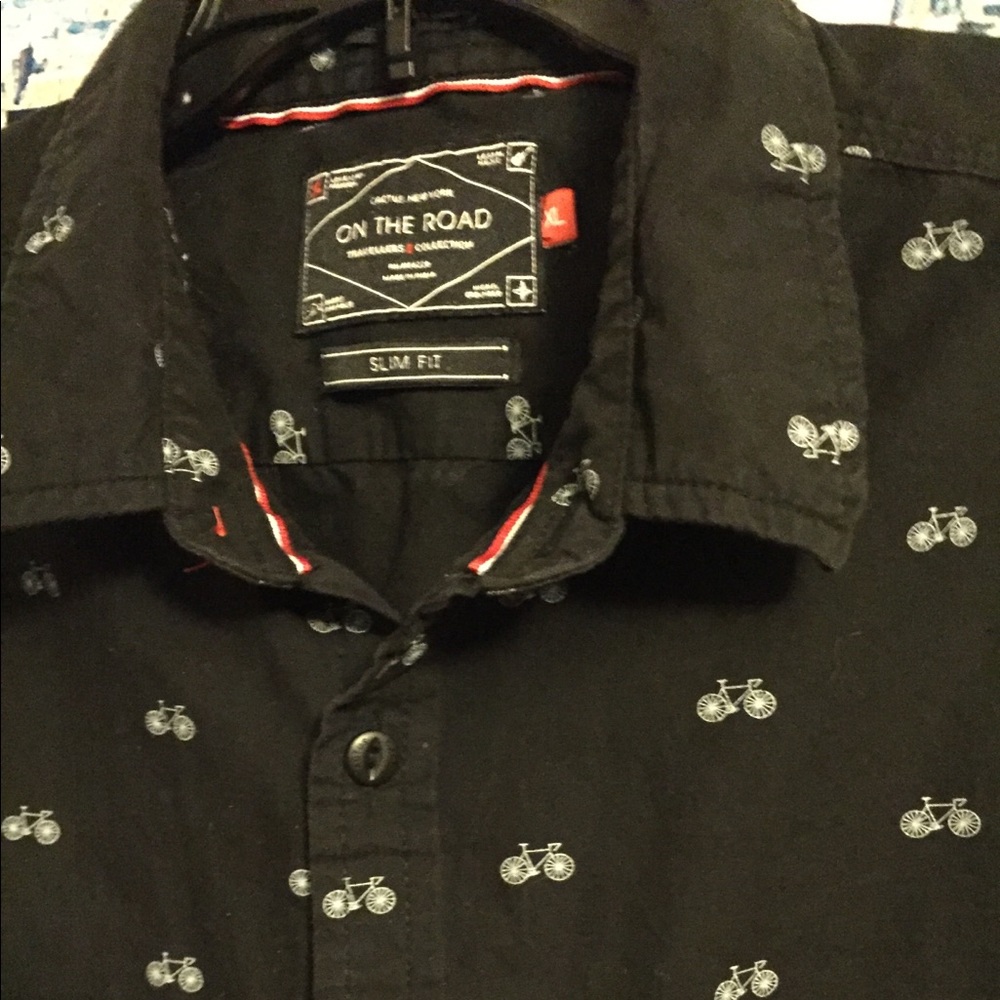🚲 Black Button Down Shirt